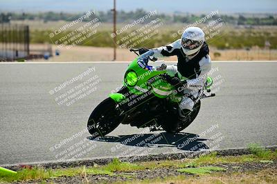 media/Apr-13-2025-TrackXperience (Sun) [[fb1ef998a6]]/Level 2 (Intermediate)/Turn 8 (Session 3)/